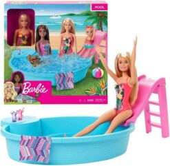 מארז בובת ברבי ובריכה Barbie